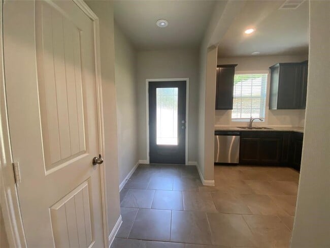 Photo - 13443 Greenbrier Dr