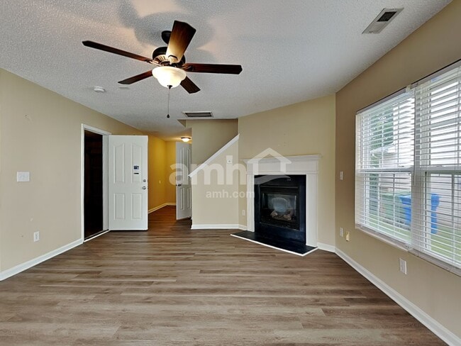 Photo - 1053 Kings Mountain Ln