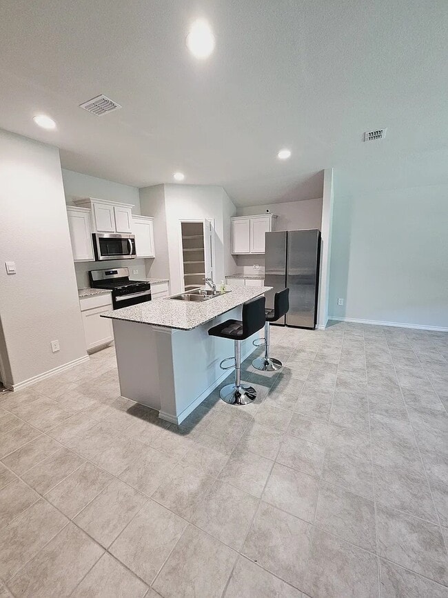 4149 Crooked Bend Dr