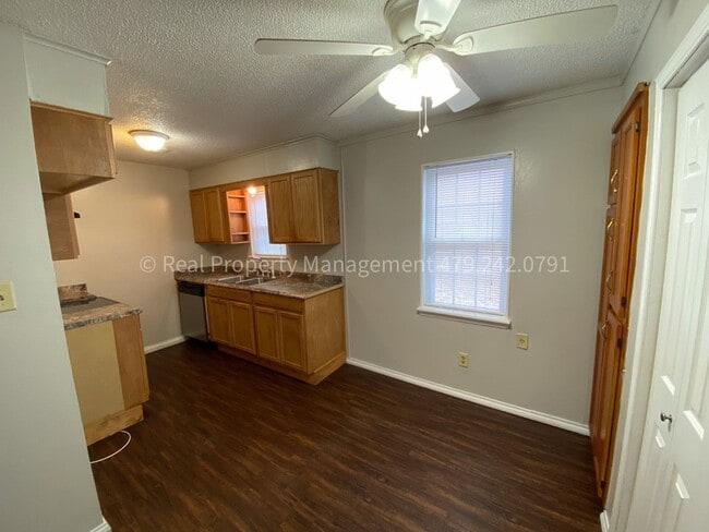 Photo - 8409 S 35th Terrace