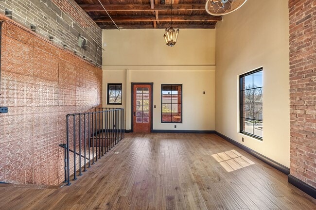 Photo - Thiel on 9th Unit 402