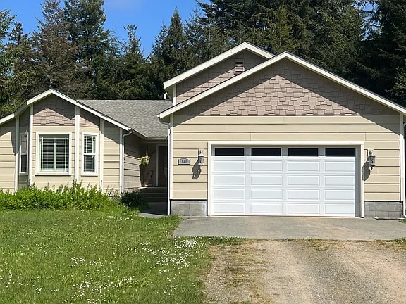 Front View - 130 Lynch Rd Casa