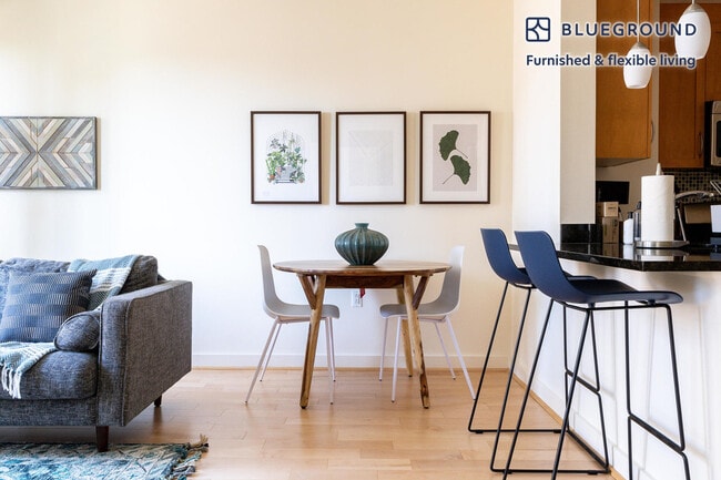 Photo - 1200 N Garfield St Unidad FL6-ID800