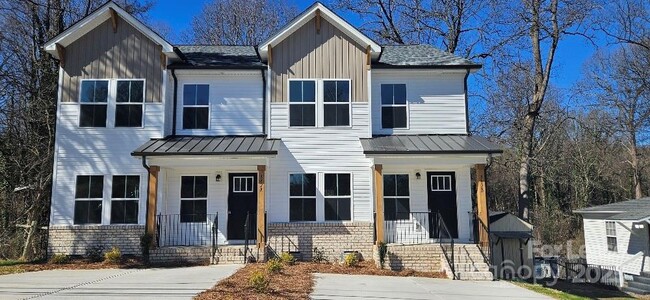 Photo - 382 W Moore Ave Townhome