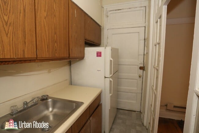 Photo - 725 W Barry Ave Unidad M032