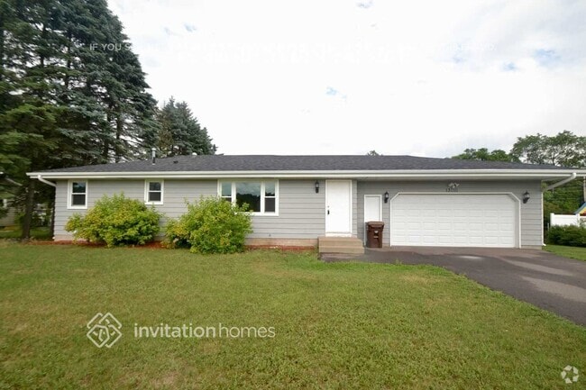 Building Photo - 13010 Deerwood Ln N Rental