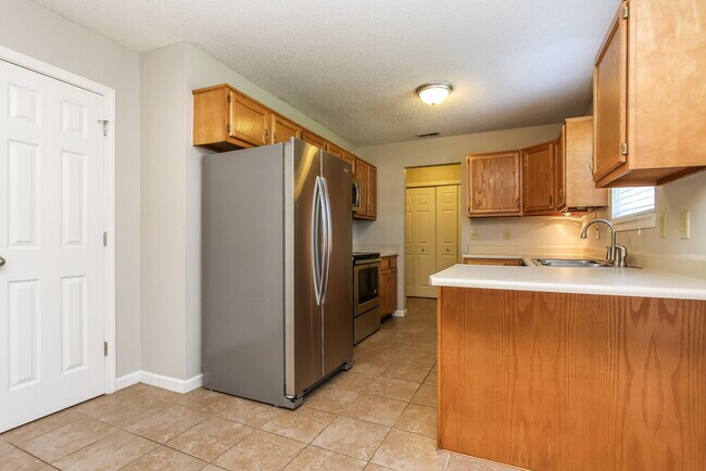 Photo - 19166 Strand Ct