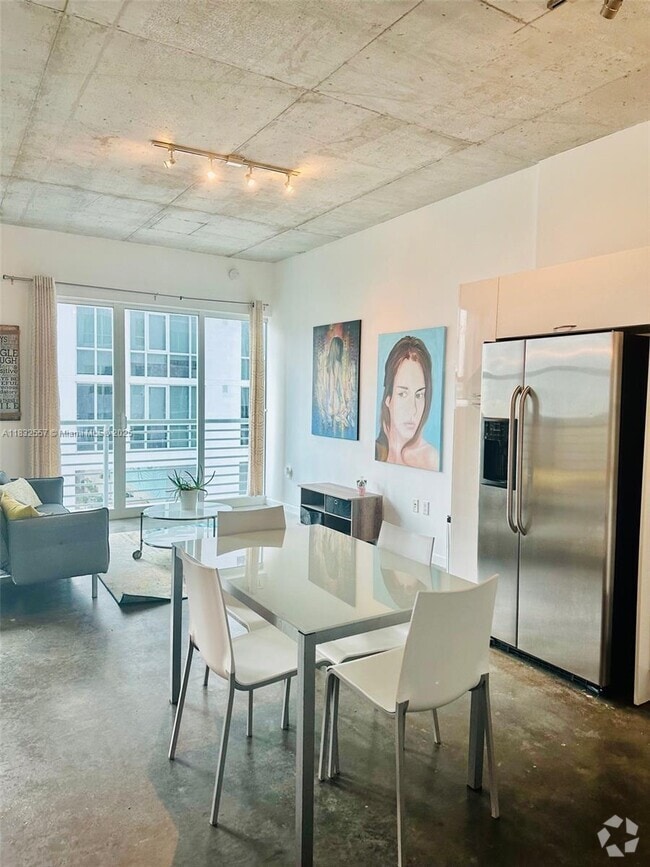 Building Photo - 133 NE 2nd Ave Unit 1503 Rental