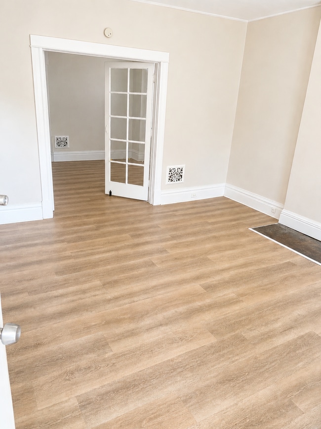 Photo - 3001-3003 Osage St. Unit 3001