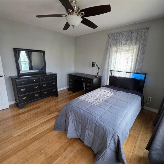 Building Photo - 149 Adam St