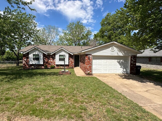 Charming updated Owasso Home! - Charming updated Owasso Home!