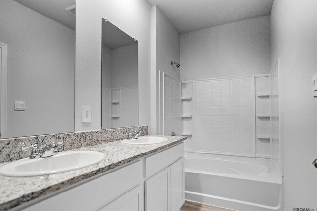 Photo - 1009 Renova Dr