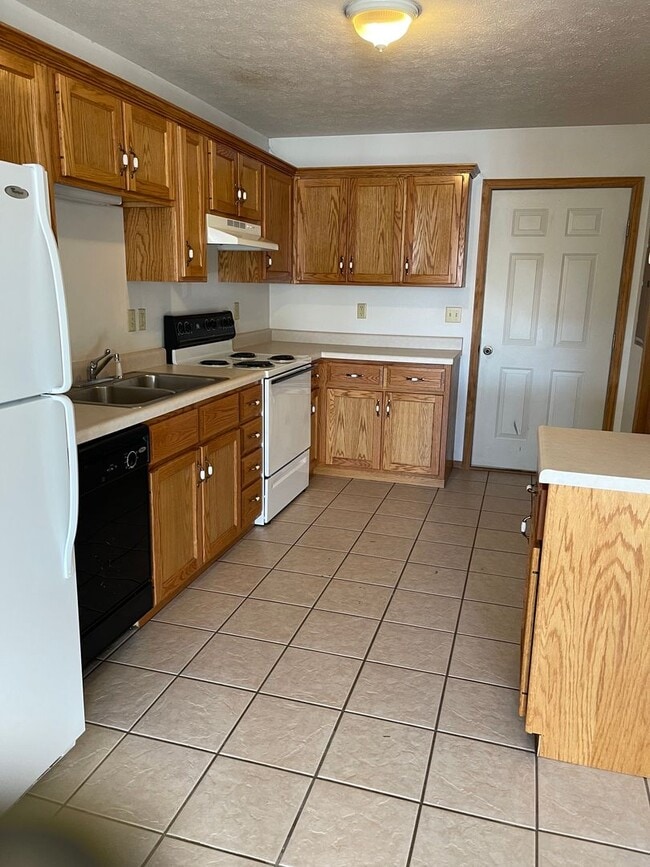 Photo - 2 BEDROOM 1 BATHROOM APARTMENT FOR RENT