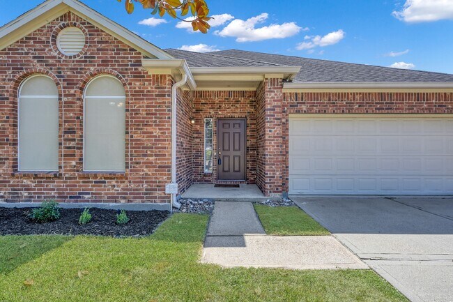 Photo - 952 Crannog Way