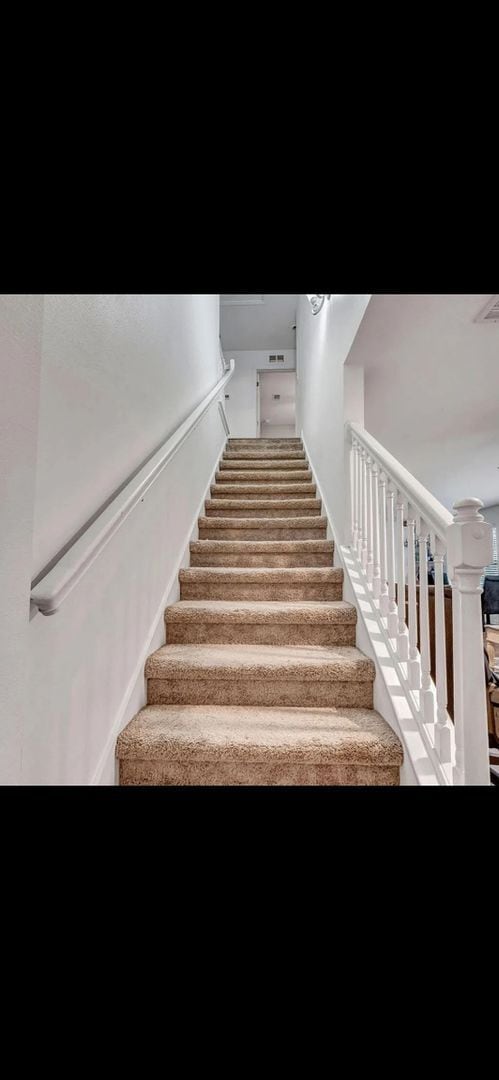 Photo - 448 Eisenhower Dr
