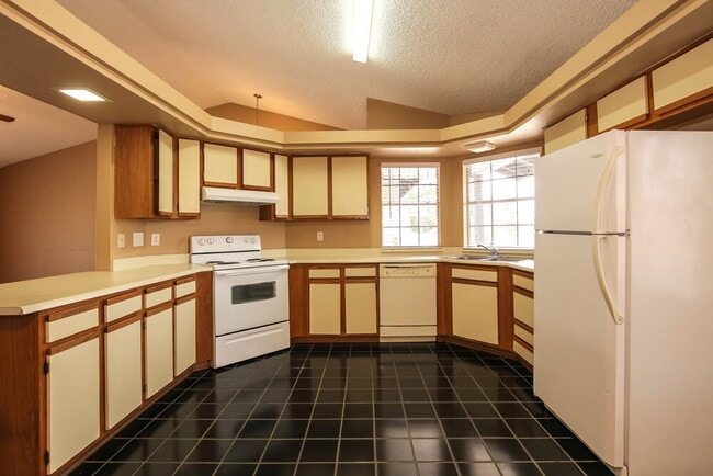 Photo - 8003 W Larkspur Dr