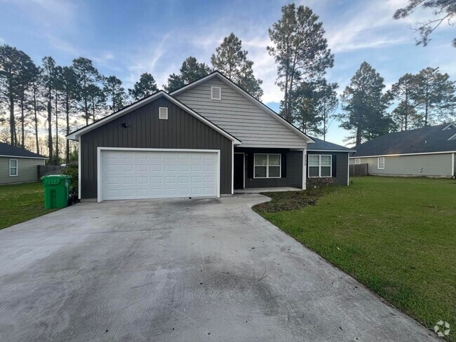 Building Photo - 5775 Shasta Pines Way Rental