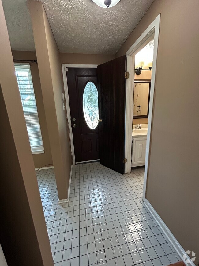 Building Photo - 8551 Castlemill Cir Rental