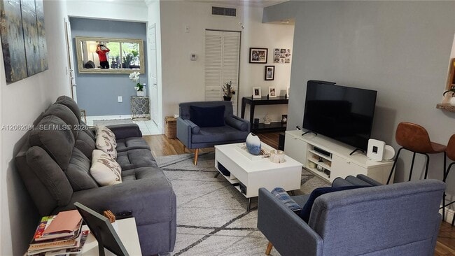 Photo - 11601 SW 2nd St Unit 21202