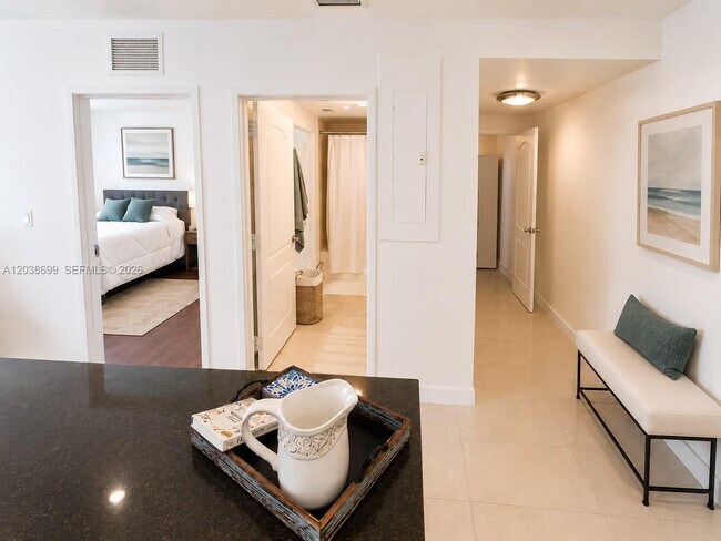 945 Michigan Ave Unit 4