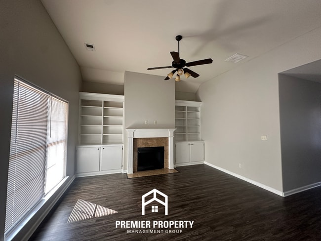 Photo - 2274 Southern Woods Dr