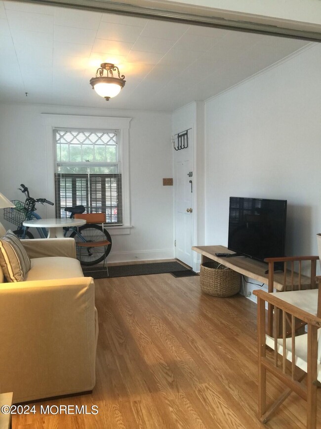 Photo - 64 Mt Hermon Way Unit # 2