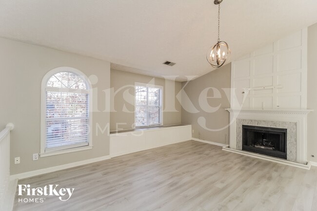 Photo - 25 Heartwood Crossing