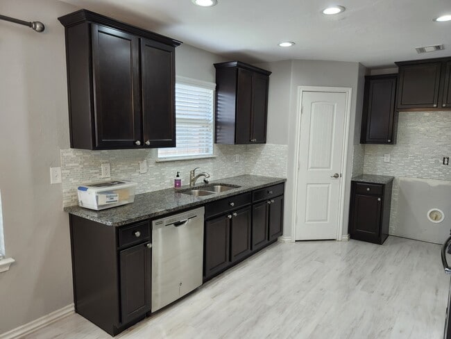 Photo - 7345 NW 148th St