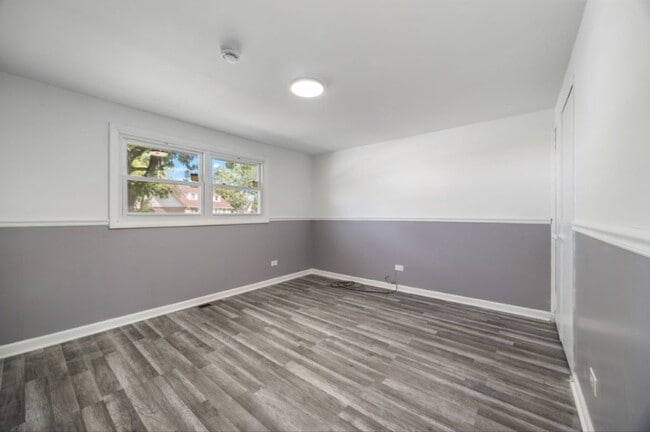 Photo - 162 Frederick Dr