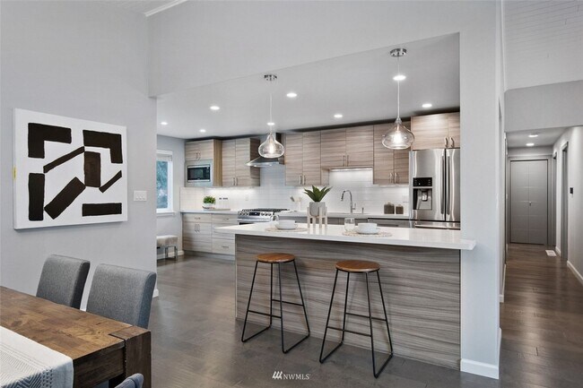 Photo - CLICK "REQUEST A TOUR" NOW!