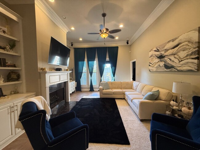 Photo - Must See this Beautiful  3/2 Townhome  Ava...