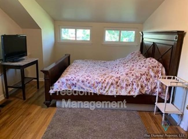 Photo - 2821 N Weaver Cir