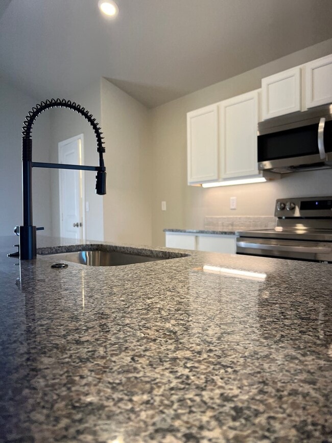 Photo - 7108 E County Rd 99 1/2