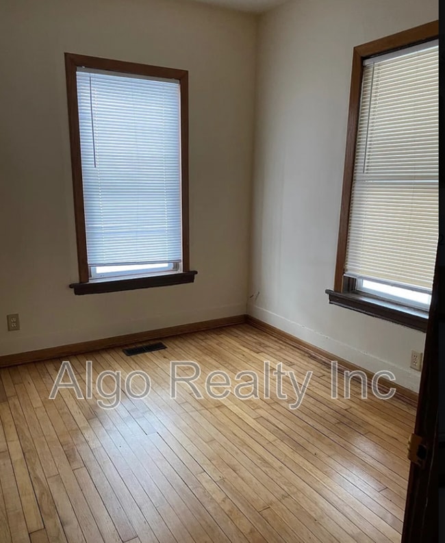 Photo - 4638 Camden Ave N
