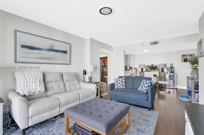 Photo - 770 Claughton Island Dr Unit 1113