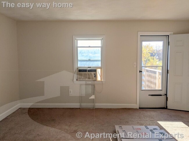 Photo - 714 Broadway Unit #4