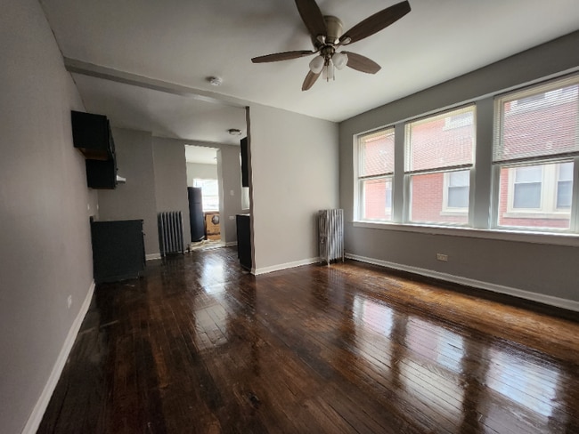 Building Photo - 5903 W Huron St Rental