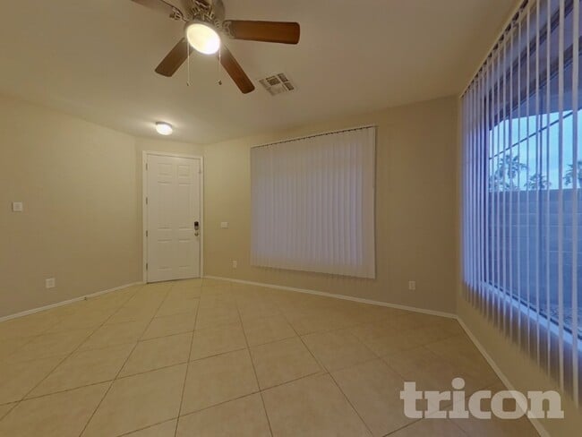 Photo - 735 S Bedford Dr