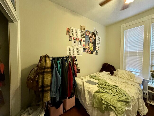 Photo - 719 Parker St Unidad 2