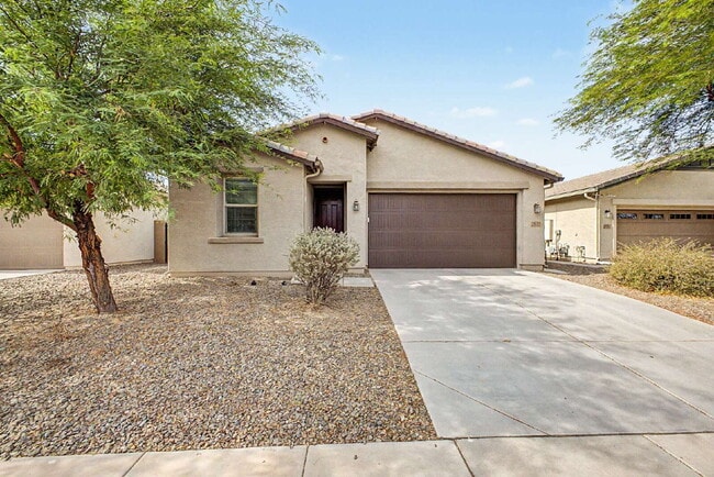 Building Photo - Glendale Home