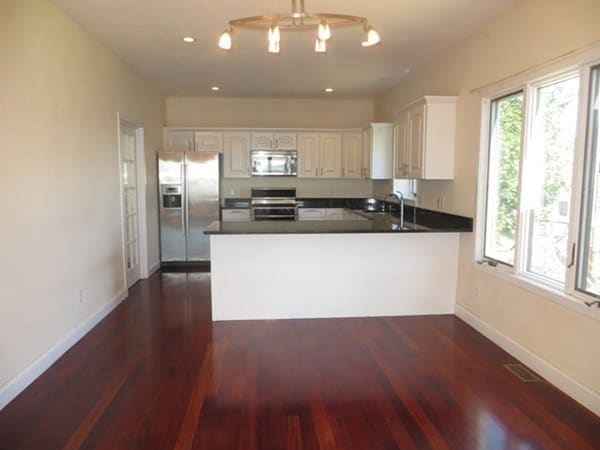 Photo - 143 Grovers Ave