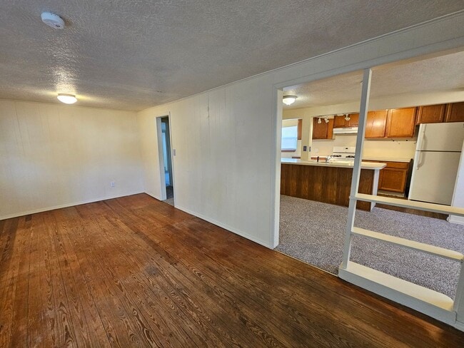 Photo - (2) Bed/(1) Bath in Core Norman Avail NOW! Video Tour!