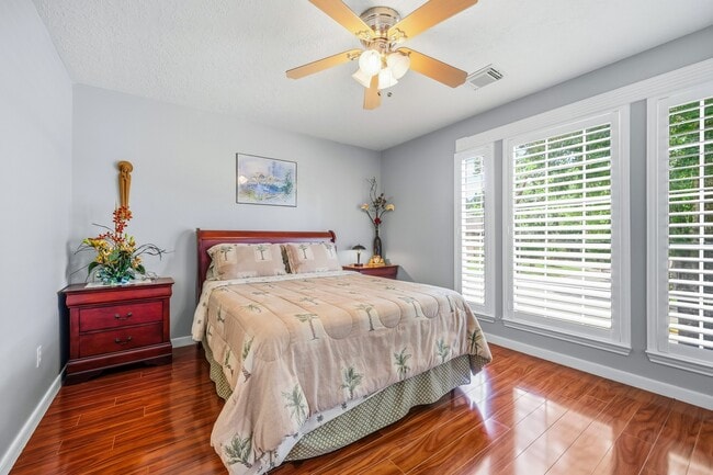 Photo - 531 W North Hill Dr