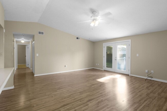 Photo - 4 Bed 3 Bath Home for rent in Newport News