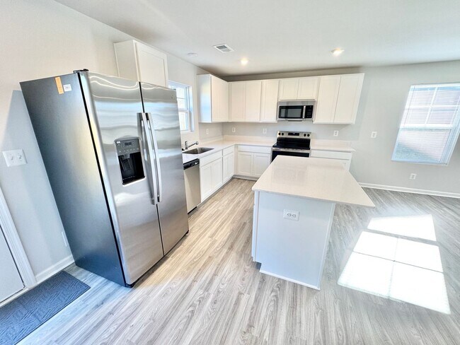 Photo - BRAND NEW HOME CLOSE TO CHARLOTTESVILLE