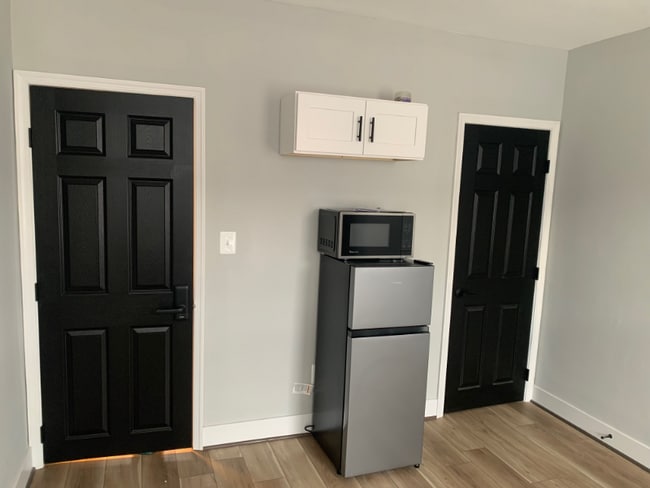 Photo - 1255 Sargeant St