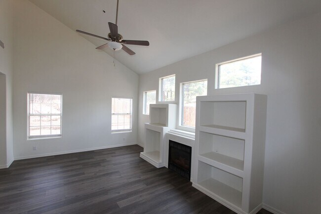 Photo - Remodeled End-Unit Townhome @ Village at Elk Run | 3 Bed, 2.5 Bath + 2-Car Garage