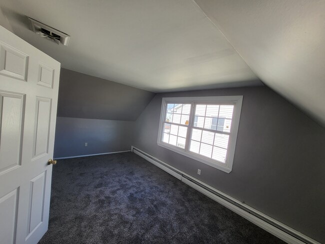 Upstairs bedroom 1 - 52 S Sunset Rd House