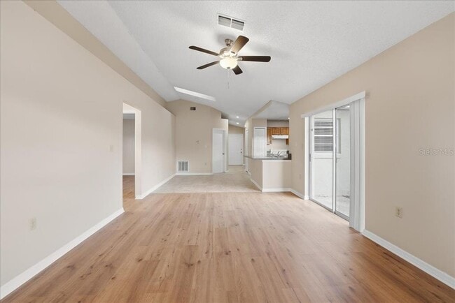 Photo - 1033 Catfish Creek Ct