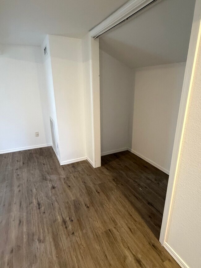 Photo - 716 N 18th St